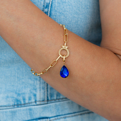 Charm de lágrima con piedra de nacimiento