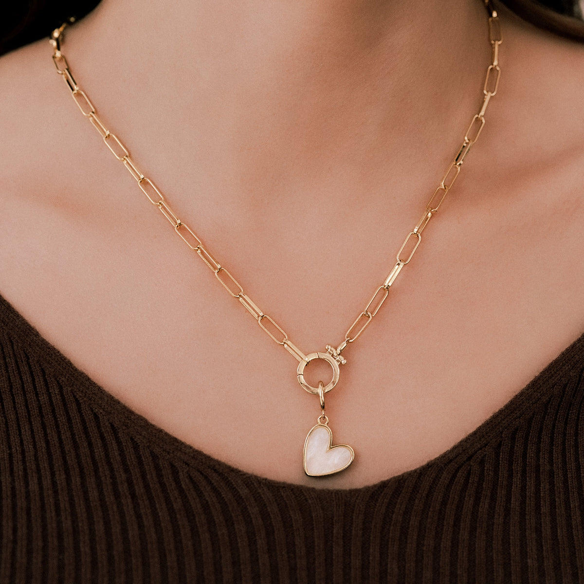 Charm de corazón de piedra natural