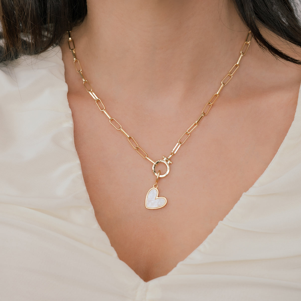 Charm de corazón de piedra natural