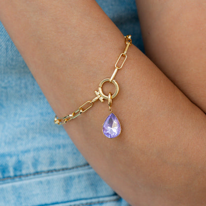 Charm de lágrima con piedra de nacimiento