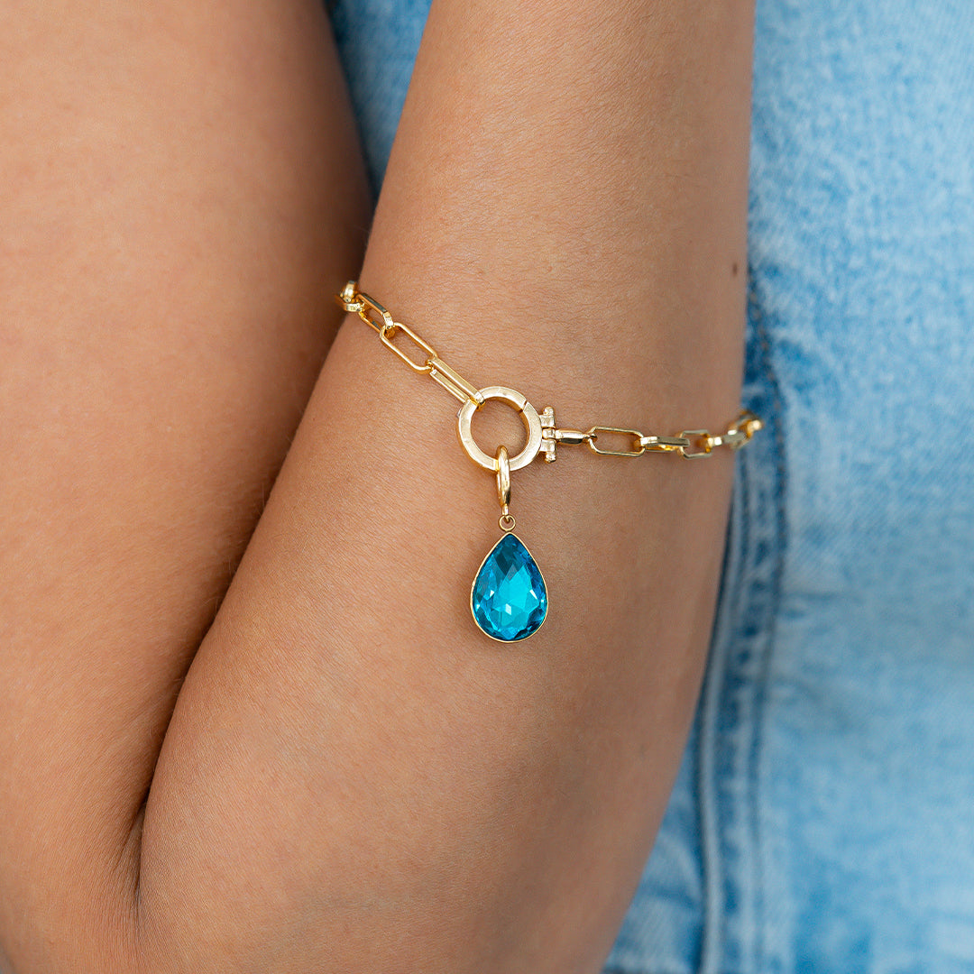 Charm de lágrima con piedra de nacimiento