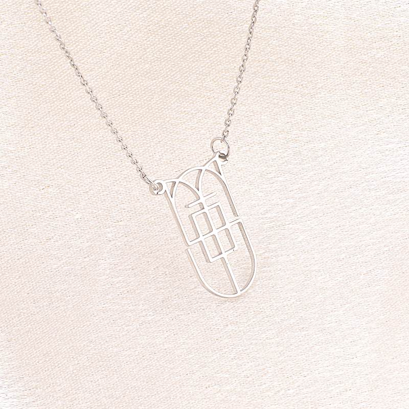 Collana con nome e monogramma minimalista