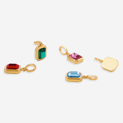 Charm con piedra de nacimiento talla baguette