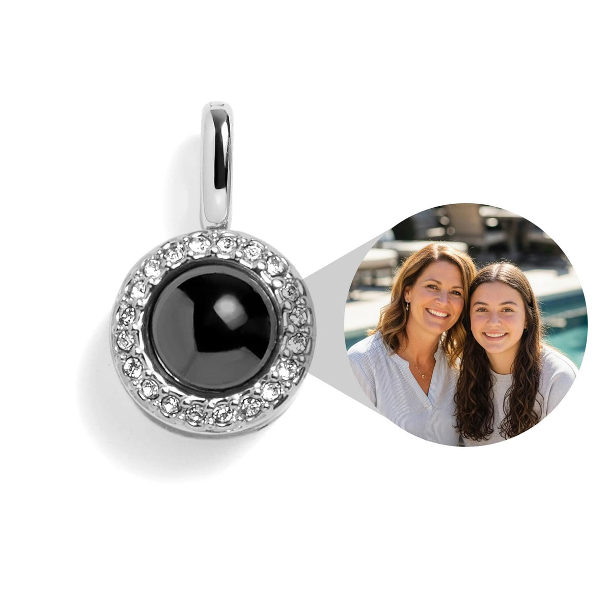 Personalized Pavé Circle Photo Charm