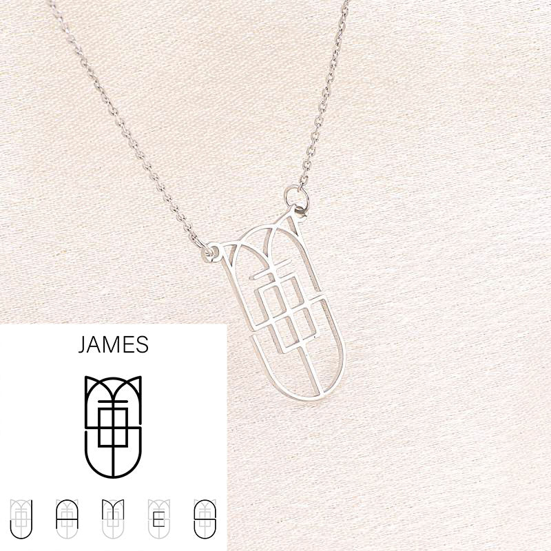 Collana con nome e monogramma minimalista