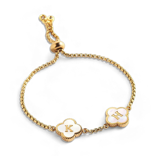 Pulsera personalizada con nombre y trébol de cuatro hojas