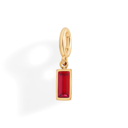 Charm delicado con piedra de nacimiento talla baguette