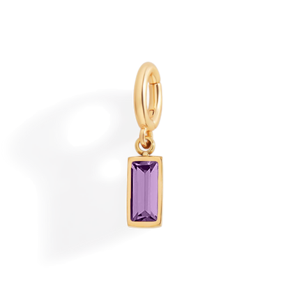 Charm delicado con piedra de nacimiento talla baguette