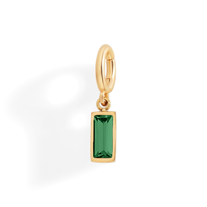 Charm delicado con piedra de nacimiento talla baguette