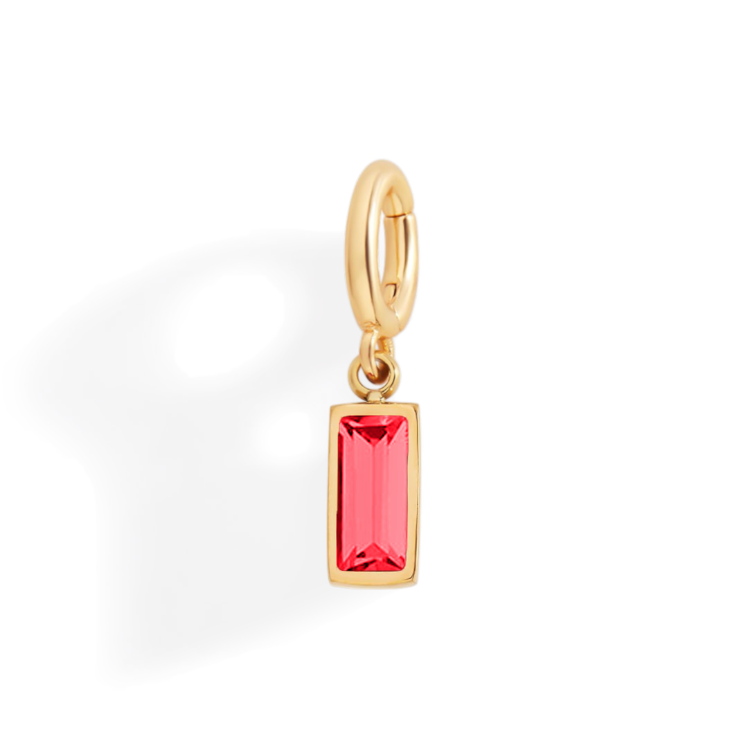 Charm delicado con piedra de nacimiento talla baguette