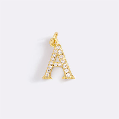 Charm délicat avec initiale pavée