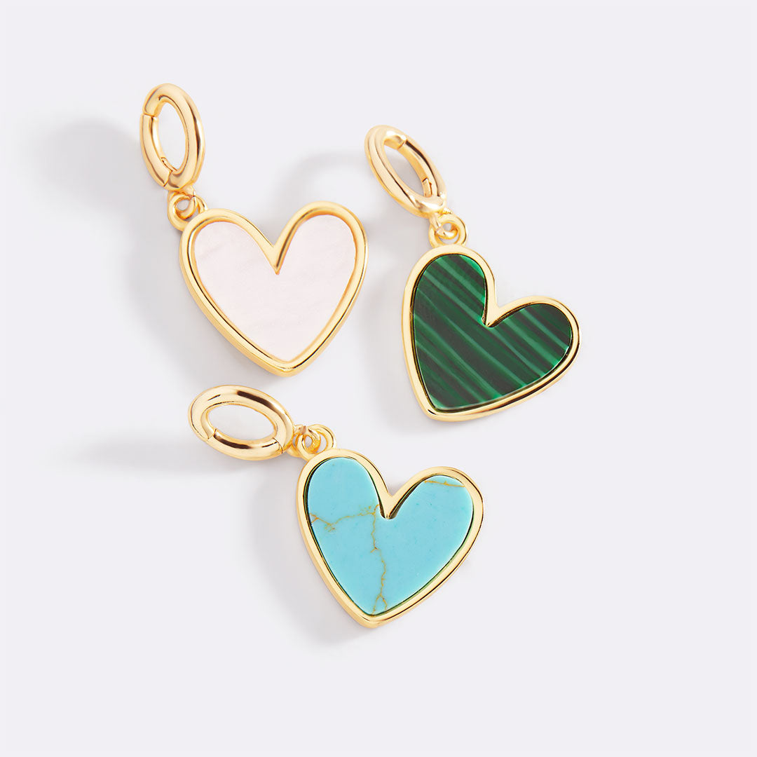 Charm de corazón de piedra natural