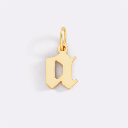 Charm con letra estilo Old English