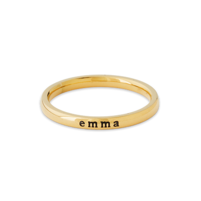 Anillo fino apilable personalizado con nombre