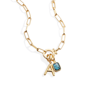 Collar Paperclip Menta con inicial y piedra de nacimiento