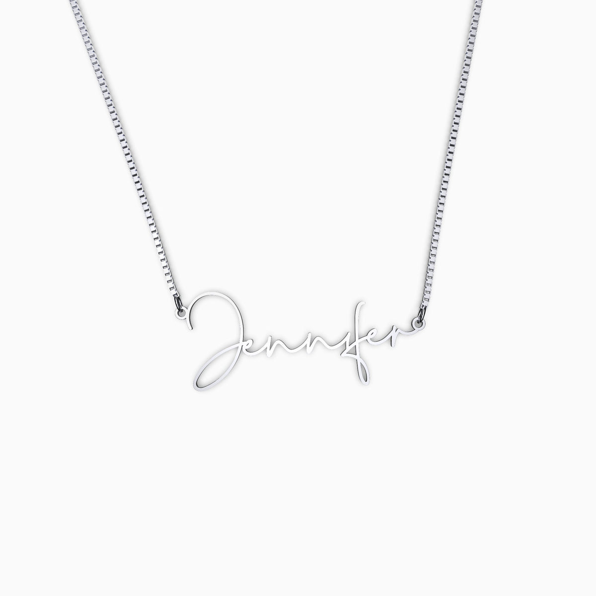 Collar con nombre moderno