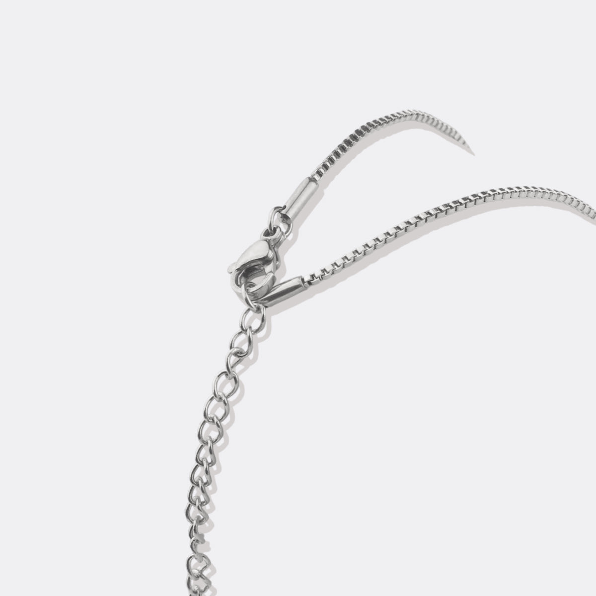 Collar con nombre moderno