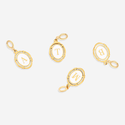 Charm vintage con inicial PJULAN