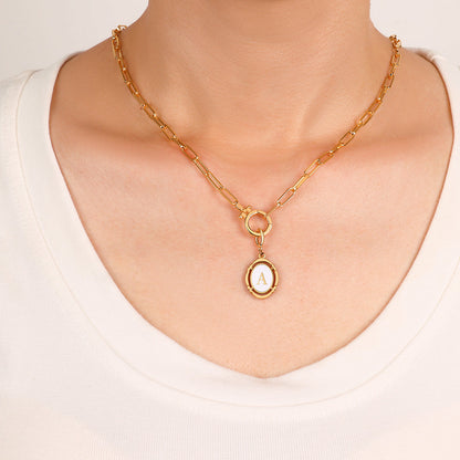 Charm vintage con inicial PJULAN