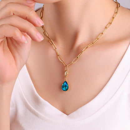 Charm de lágrima con piedra de nacimiento