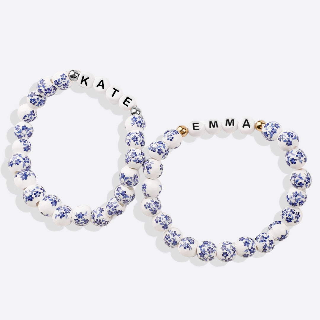 Pulsera personalizada de cuentas de porcelana azul con nombre