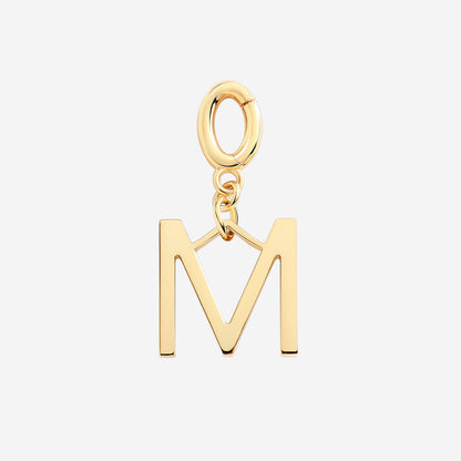 Charm minimalista con inicial