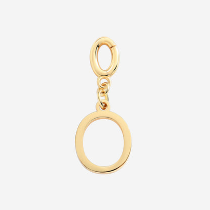 Charm minimalista con inicial