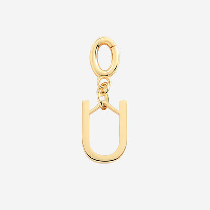 Charm minimalista con inicial