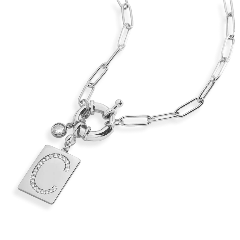 Collar con colgante de inicial pavé y cadena con clip