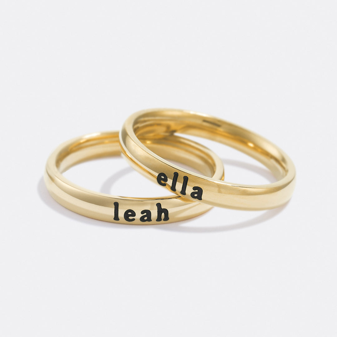 Anillo fino apilable personalizado con nombre